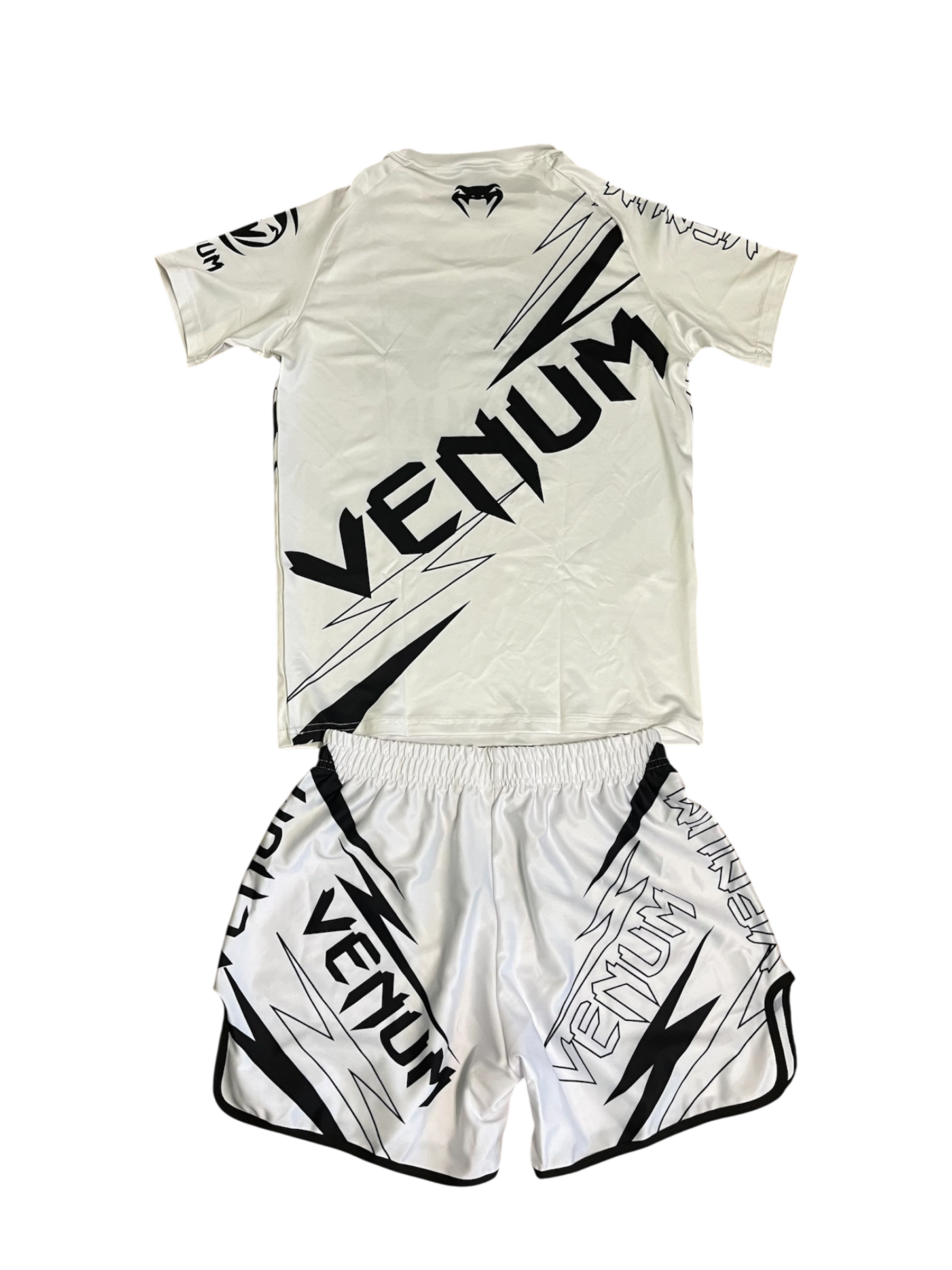 Rashguard екип Venum white