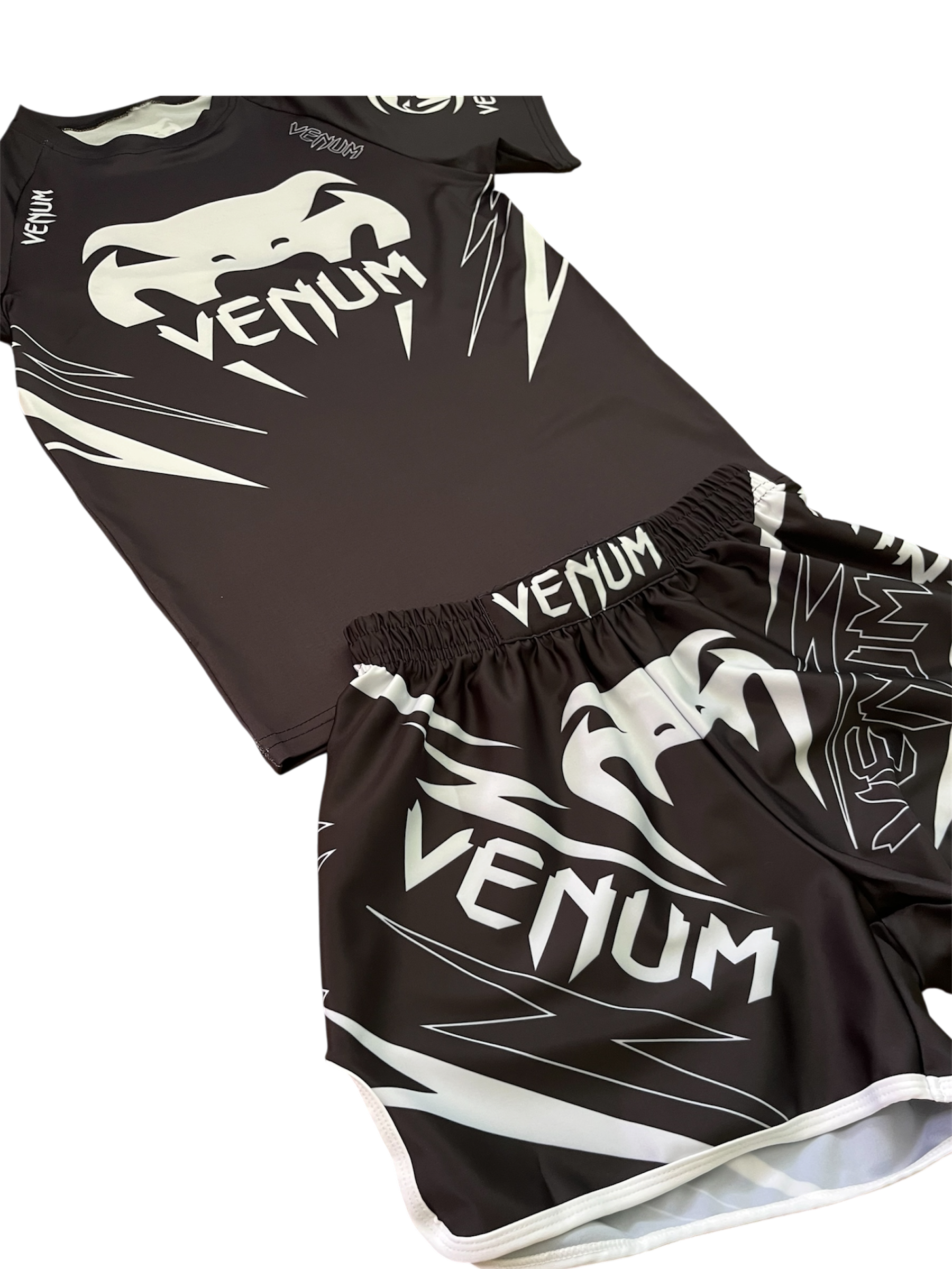 Rashguard екип Venum black