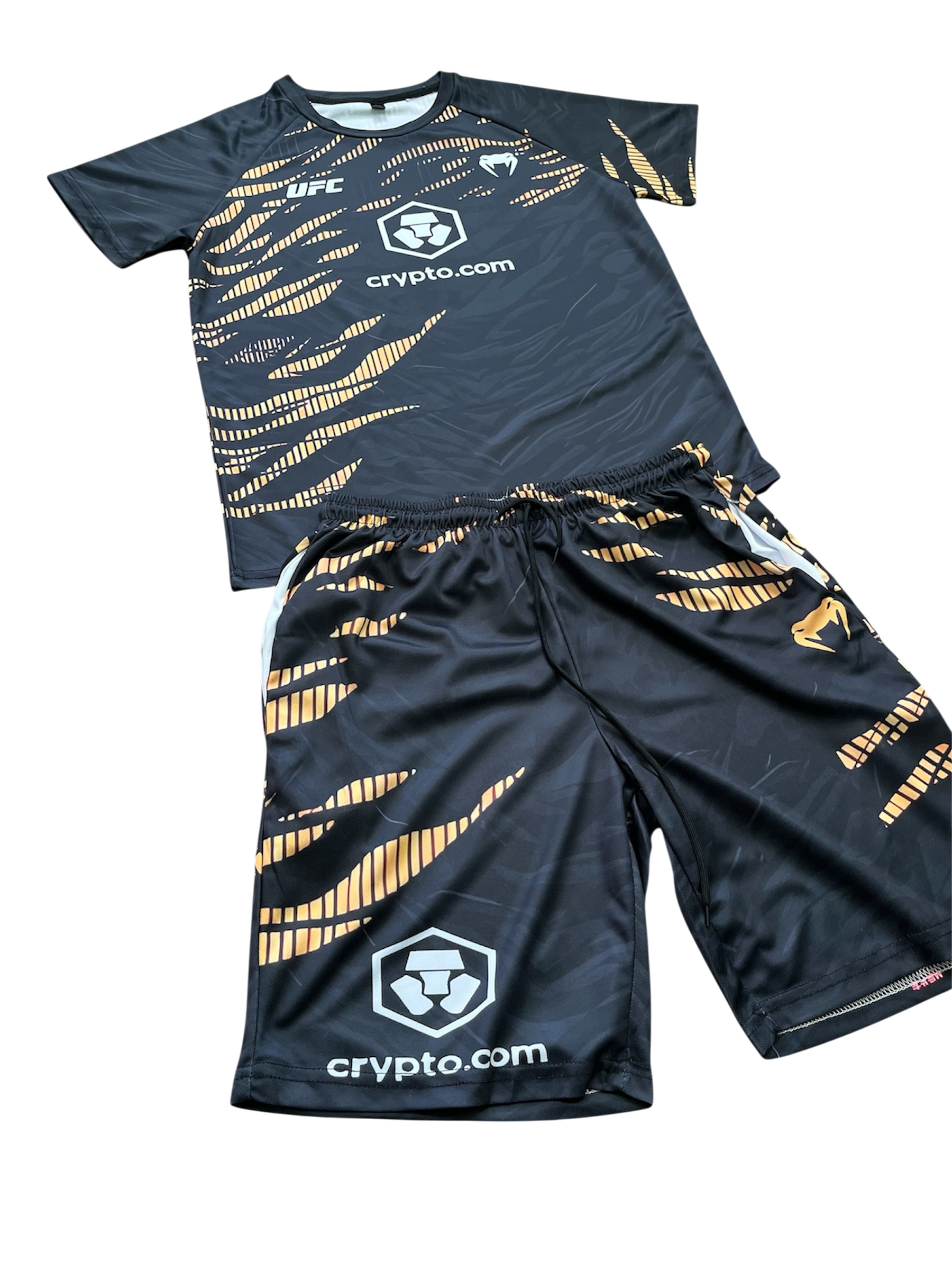 Екип UFC black and yellow