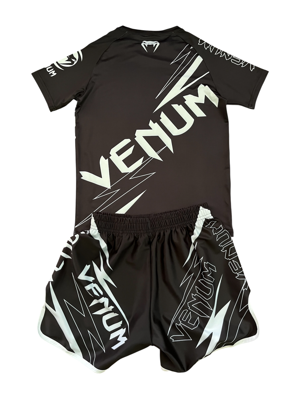 Rashguard екип Venum black