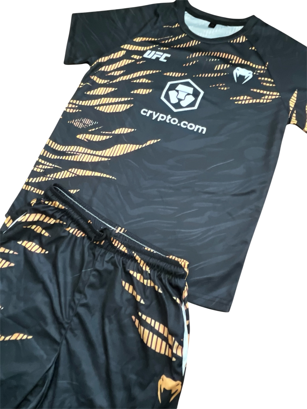 Екип UFC black and yellow